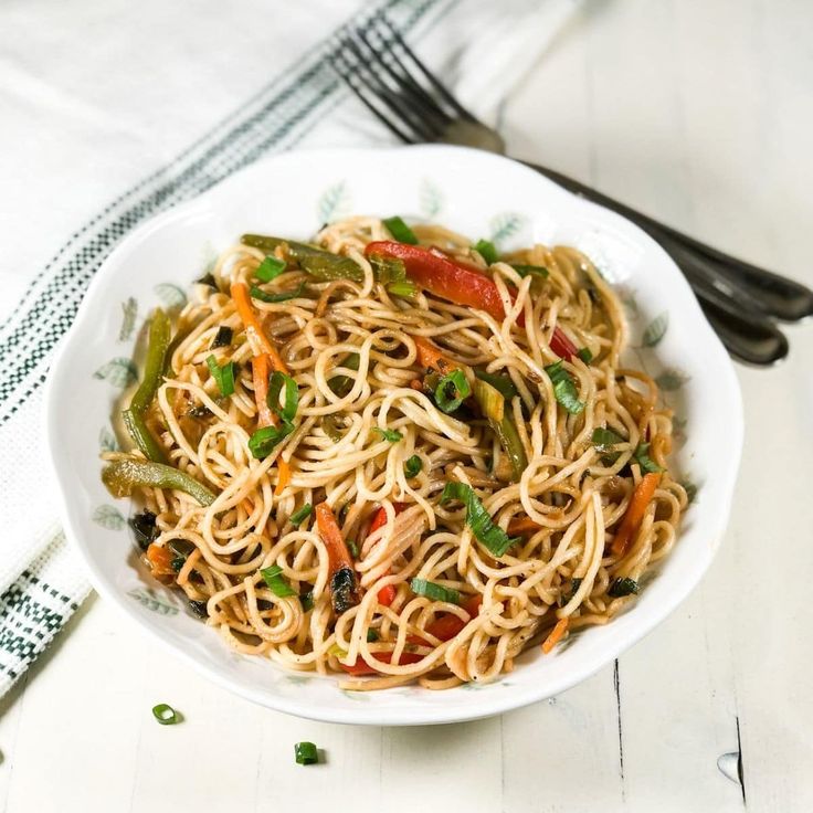 Instant Hakka Noodles