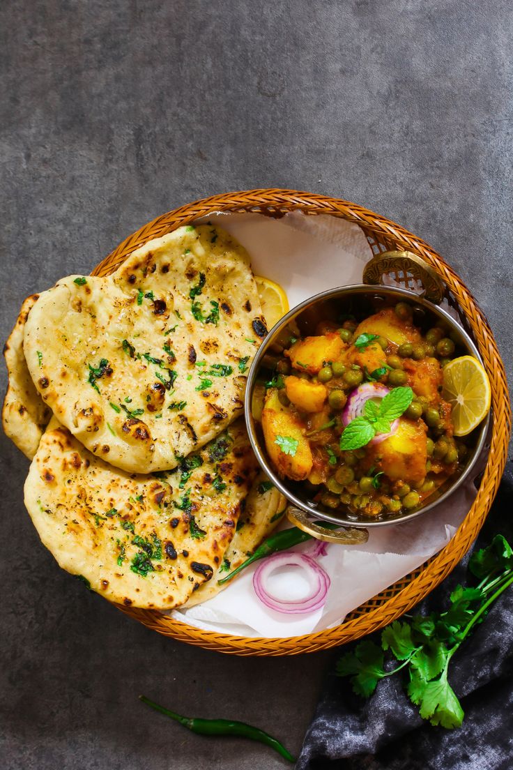 Masala Kulcha (1 No)