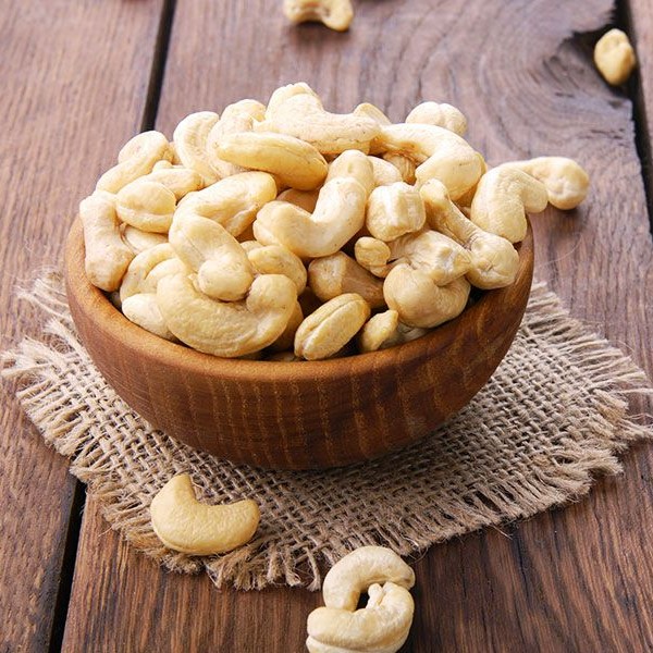 CASHEW (PER KG)
